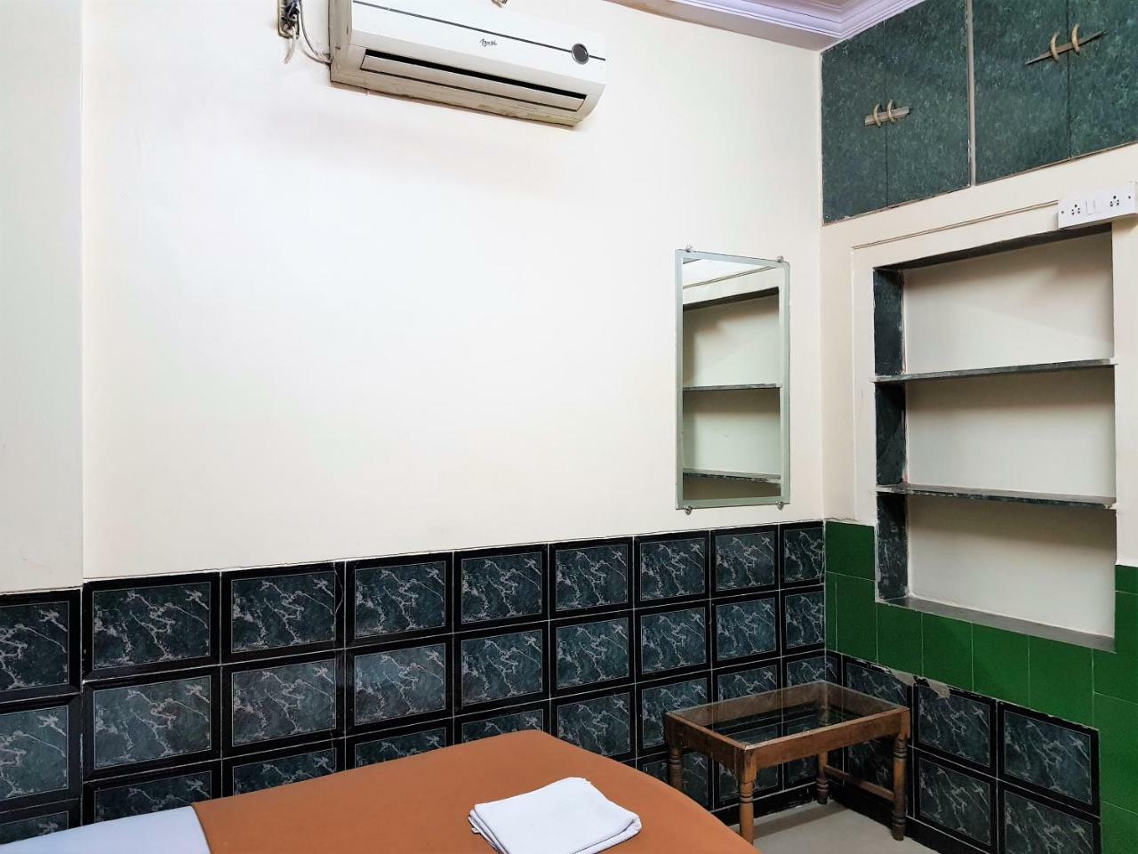 Hotel Hexa Metro Plaza à Bombay Extérieur photo