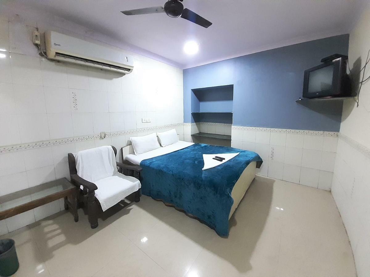 Hotel Hexa Metro Plaza à Bombay Extérieur photo