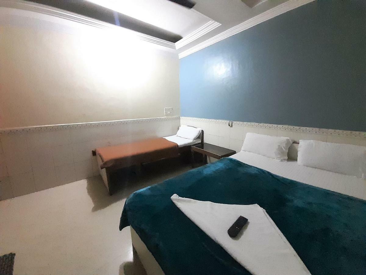 Hotel Hexa Metro Plaza à Bombay Extérieur photo