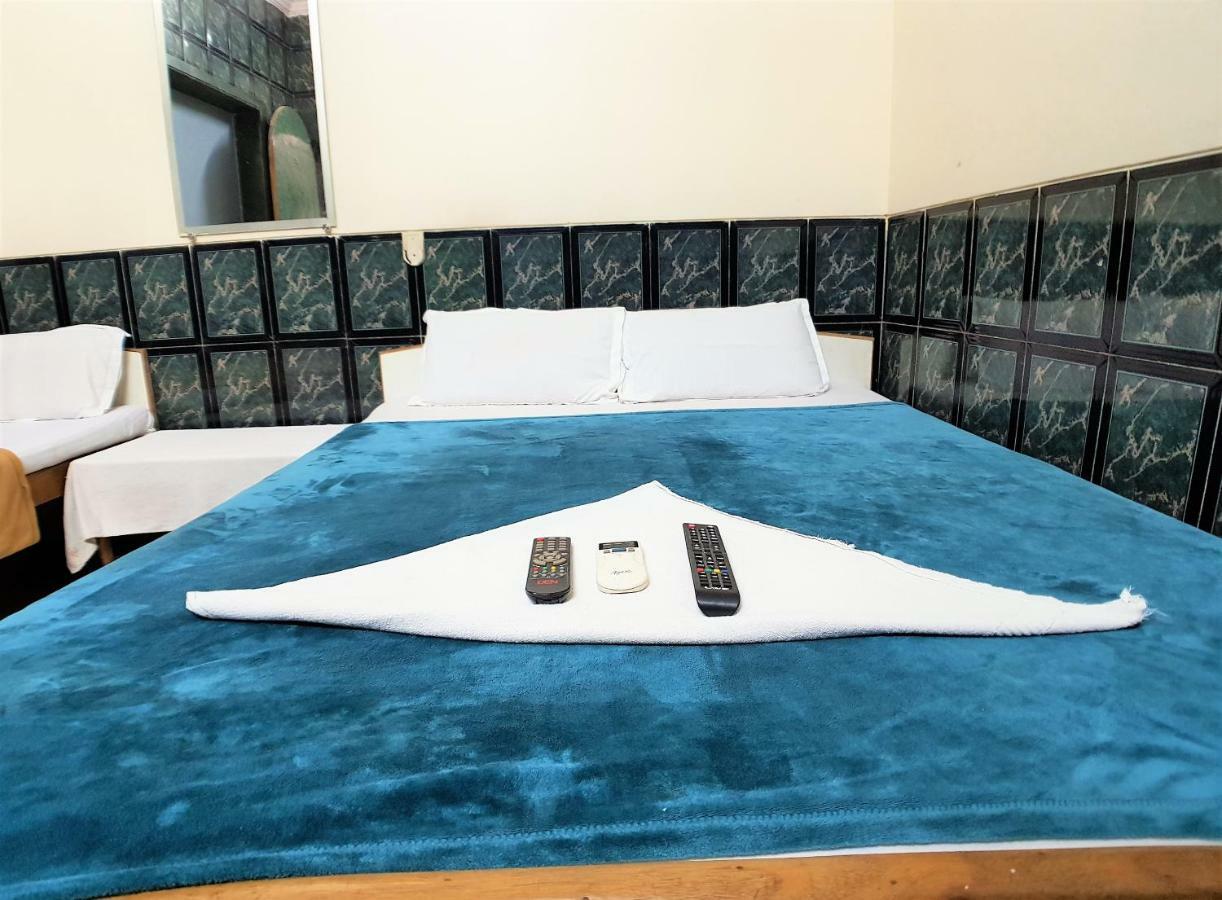 Hotel Hexa Metro Plaza à Bombay Extérieur photo